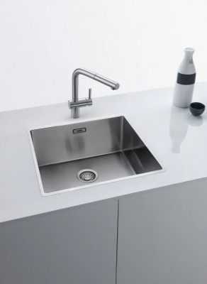 Franke RVS geborstelde Keukenkraan Atlas Neo uittrekbare uitloop inox 115.0521.438