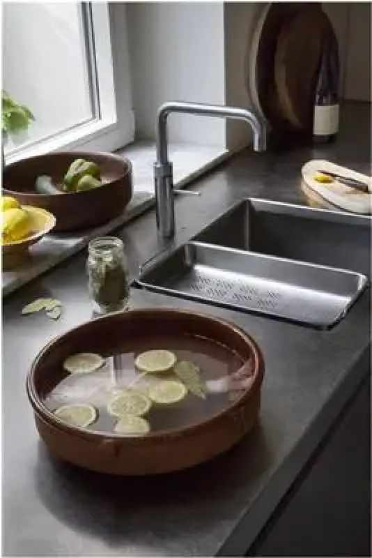 Quooker Fusion Square Messing natuur Combi+ & CUBE Warm, koud, kokend, gefilterd, koud, bruisend water 22+FSPTN+CUBE