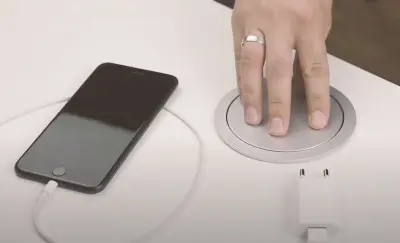 Indux Push verzinkbare penaarde zilveren keuken stopcontact in werkblad met 3 stopcontacten en 2 x USB 1208957412