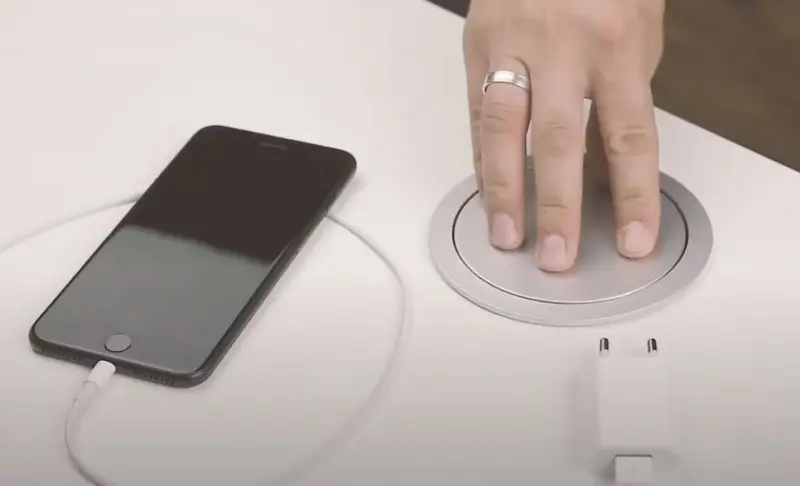 Indux Push verzinkbare randaarde zilveren keuken stopcontact in werkblad met 4 stopcontacten 1208957414