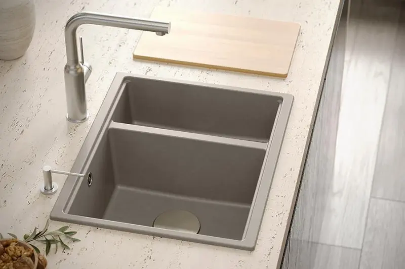 Quadri Newport II zwart 1,5 spoelbak graniet opbouw en onderbouw spoelbak 555x460mm met zwart plug 1208957861