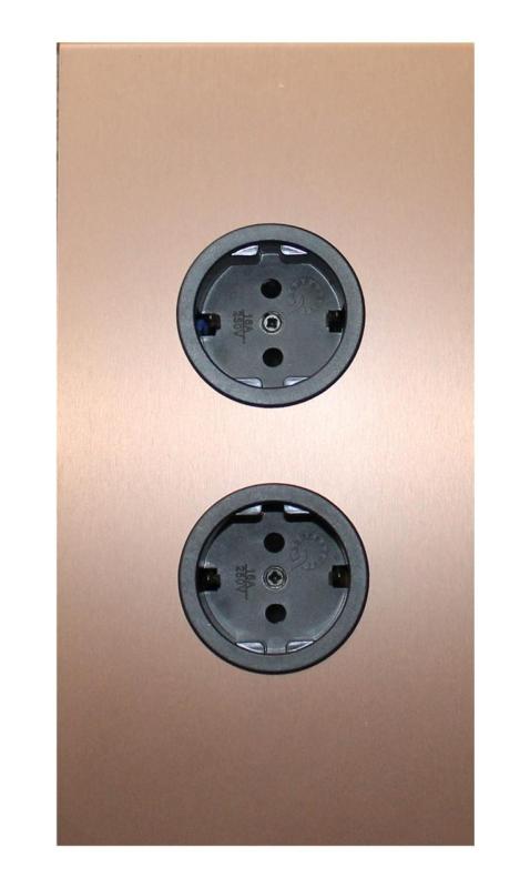 Indux Corner Еnergiezuil met 2 Stopcontacten Randaarde Koper 1208972279