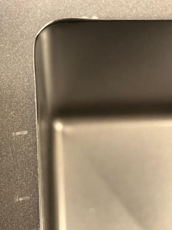 OUTLET Bekrast Quadri Dixton 50 zwarte Nano PVD RVS spoelbak 500x450 mm met kraangat opbouw 	1208972605